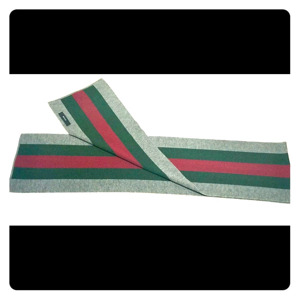Gucci Signature Grey Web Knit Scarf